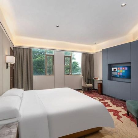 Mizparton Hotel South Qianjin Road Heshan  Esterno foto
